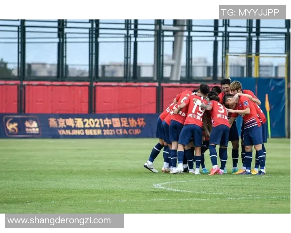 重庆网球队的阵地战革新探索与实践：提升竞技水平的新路径与新思路